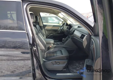 2019 Volkswagen Atlas 3.6L V6 Sel Premium z USA, uszkodzony, nr VIN 1V2NR2CA4KC501856